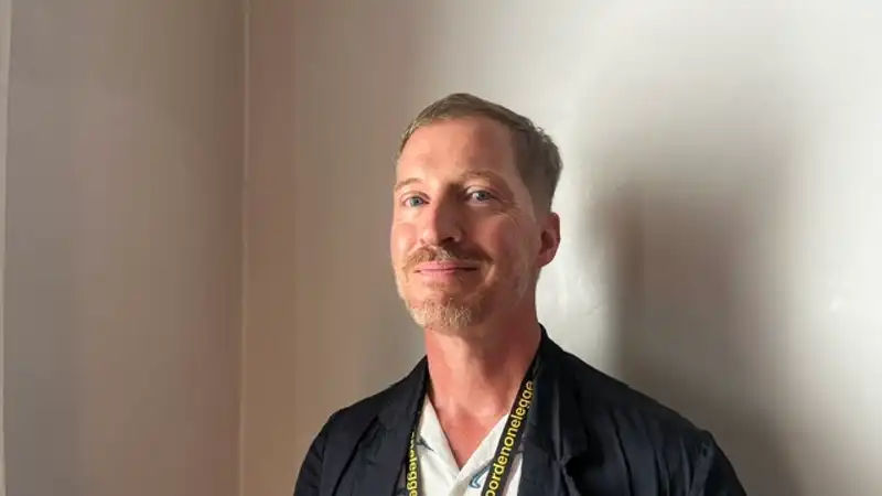 Andrew Sean Greer e l'appello al voto per le midterm USA